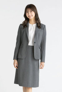 いつもの私にフィットするスーツ「NATURAL BEAUTY」 KONAKA