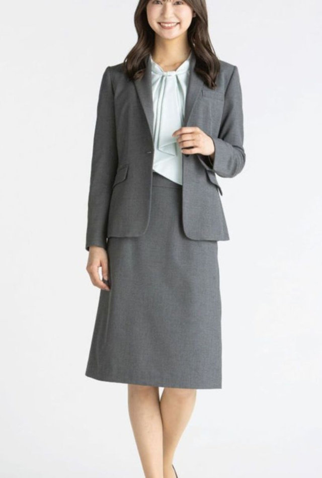 いつもの私にフィットするスーツ「NATURAL BEAUTY」 KONAKA