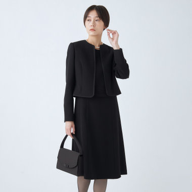 【BIEN BELLE】【年間】【ストレッチ】ノーカラーサテン縁取りアンサンブルレディースフォーマル