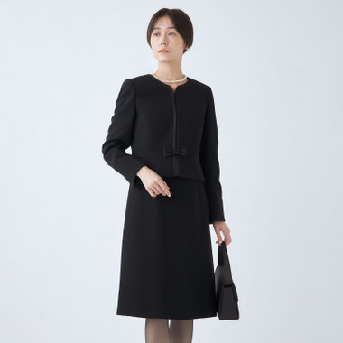 【BIEN BELLE】【年間】【ストレッチ】ノーカラーサテン使いアンサンブルレディースフォーマル