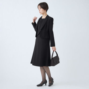 【BIEN BELLE】【年間】【ストレッチ】テーラーサテン使いアンサンブルレディースフォーマル