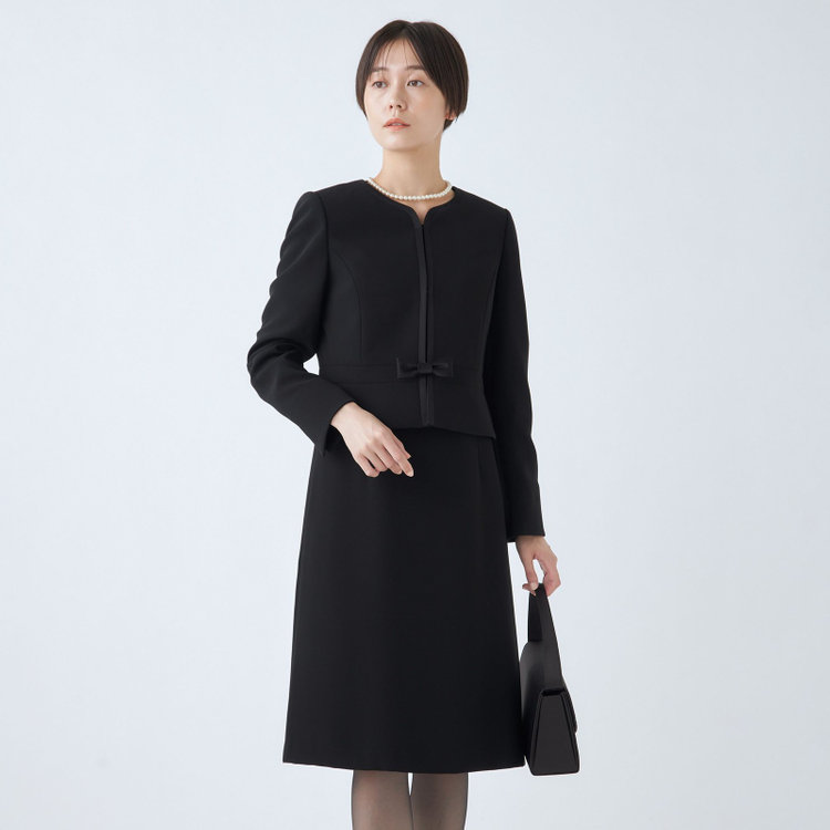 ソノタ（KONAKA用） 【BIEN BELLE】【年間】【ストレッチ】ノーカラーサテン使いアンサンブルレディースフォーマル 黒