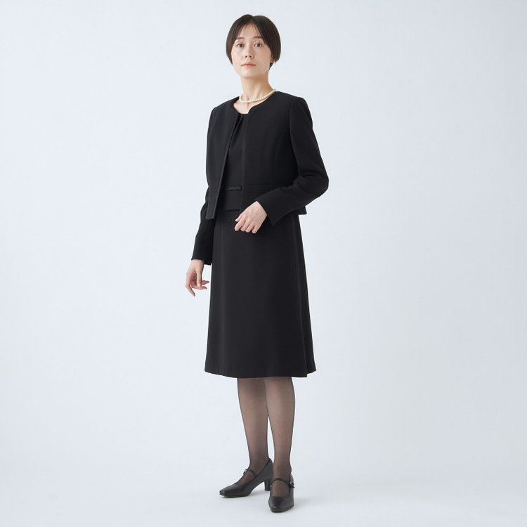 ソノタ（KONAKA用） 【BIEN BELLE】【年間】【ストレッチ】ノーカラーサテン使いアンサンブルレディースフォーマル 黒