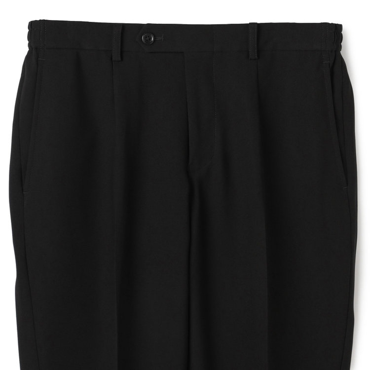 ＪＰ コンフォート 【JOHN PEARSE comfort】【スリムシルエット】2釦シングルフォーマル 1タック/ブラック/ウエストシャーリング仕様/ストレッチ/ULTRA MOVE/※裾上げ必要 黒