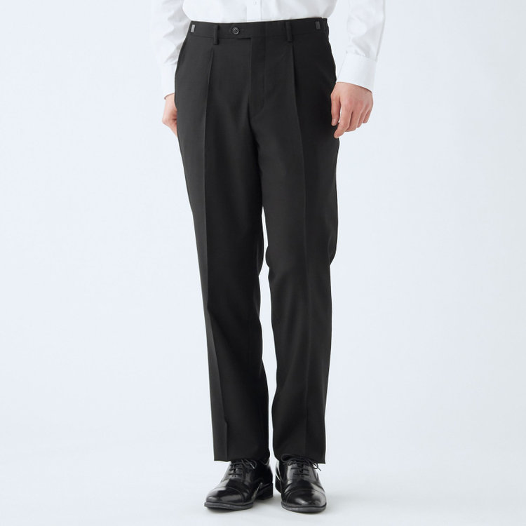 ジャスリー 【JASLEY】【ベーシックシルエット】濃染加工/2釦シングルフォーマルスーツ 1タックパンツ/生活撥水加工/アジャスター付/※裾上げ必要 黒