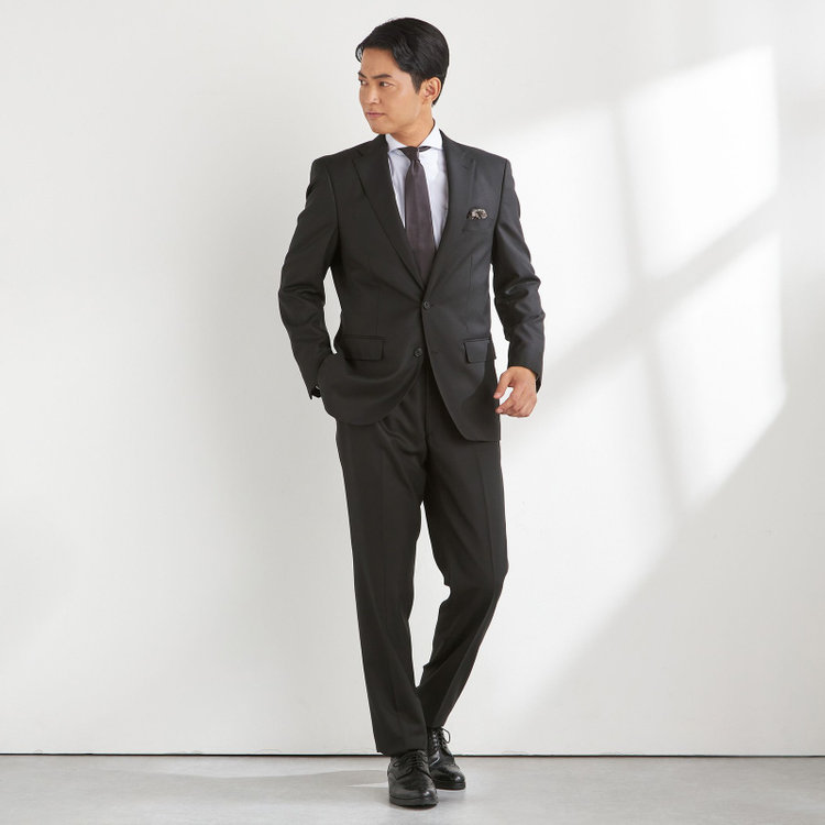 ＫＡＮＳＡＩＭＡＮ 【JOHN PEARSE comfort】【秋冬】2釦シングルスーツ ショートタック/グレー×ストライプ/REAL BLACK/NEW ZEALAND WOOLSHOWER CLEAN/SustainaBee Wool/※裾上げ必要 黒