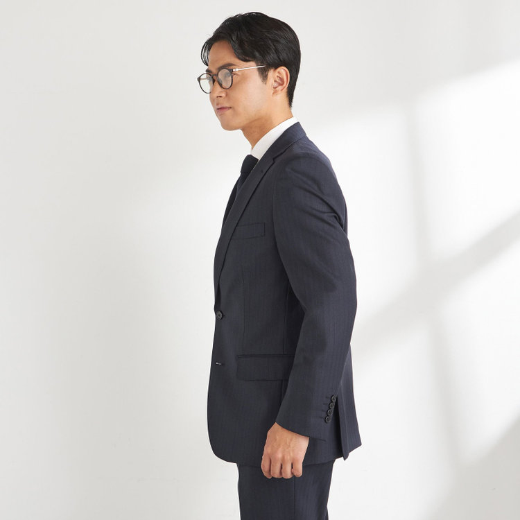 ＫＡＮＳＡＩＭＡＮ 【KANSAIMAN collection】【秋冬】2釦シングルスーツ ショートタック/ネイビー×ストライプ/REAL NAVY COLLECTION/NEW ZEALAND WOOL SHOWER CLEAN/SustainaBee Wool 紺中間