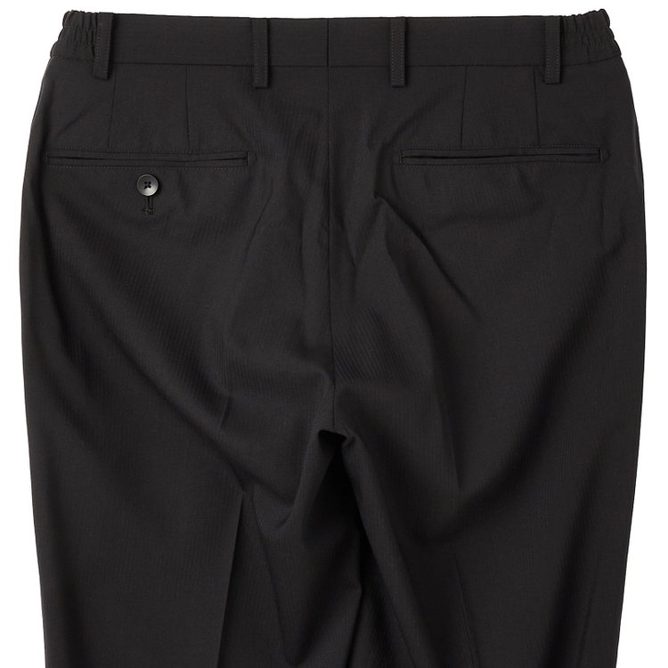 ＪＰ コンフォート 【JOHN PEARSE comfort】【春夏】2釦シングルスリーピーススーツ 1タック/ブラック×シャドーストライプ/ストレッチ/ウエストシャーリング仕様ULTRA MOVE/SHOWER CLEAN/※裾上げ必要 黒