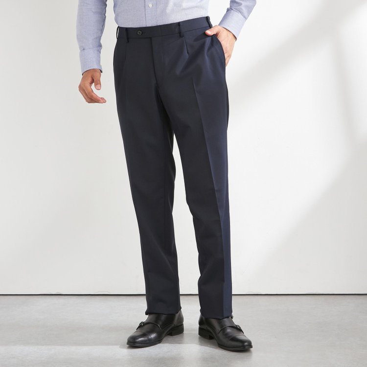 ＫＡＮＳＡＩＭＡＮ 【KANSAIMAN collection】【秋冬】2釦シングルスーツ ショートタック/ネイビー×シャドーストライプ/ULTRA MOVE/※裾上げ必要 紺中間