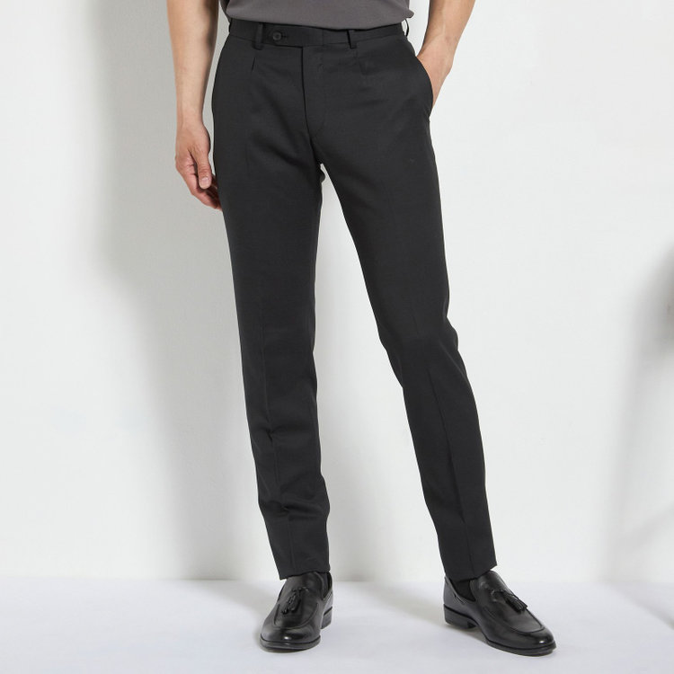 ＪＰ コンフォート 【JOHN PEARSE comfort】【春夏】2釦シングルスーツ ショートタック/ブラック/REAL BLACK/NEW ZEALAND WOOL/SHOWER CLEAN/SustainaBee Wool/※裾上げ必要 黒