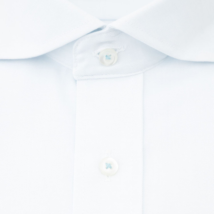 カンサイマンブルー 【パーソナルカラーシャツ】【KANSAIMAN collection】【形態安定】【スタイリッシュシルエット】ワイドカラースナップダウンワイシャツ/ペールトーンサックス 青淡色