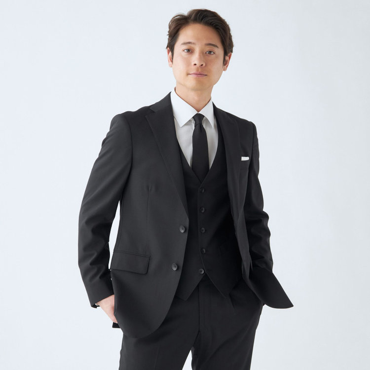 ＪＰ コンフォート 【JOHN PEARSE comfort】【春夏】2釦シングルスリーピーススーツ 1タック/ブラック×シャドーストライプ/ストレッチ/ウエストシャーリング仕様ULTRA MOVE/SHOWER CLEAN/※裾上げ必要 黒