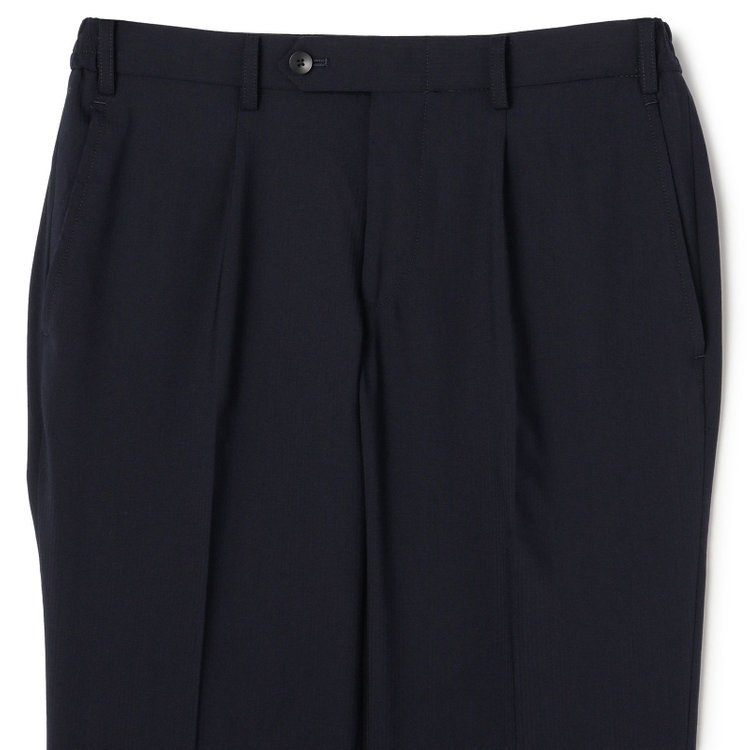 ＪＰ コンフォート 【JOHN PEARSE comfort】【年間】2釦シングルスリーピーススーツ 1タック/ネイビー×シャドーストライプ/ストレッチ/ウエストシャーリング仕様ULTRA MOVE/SHOWER CLEAN/※裾上げ必要 紺中間