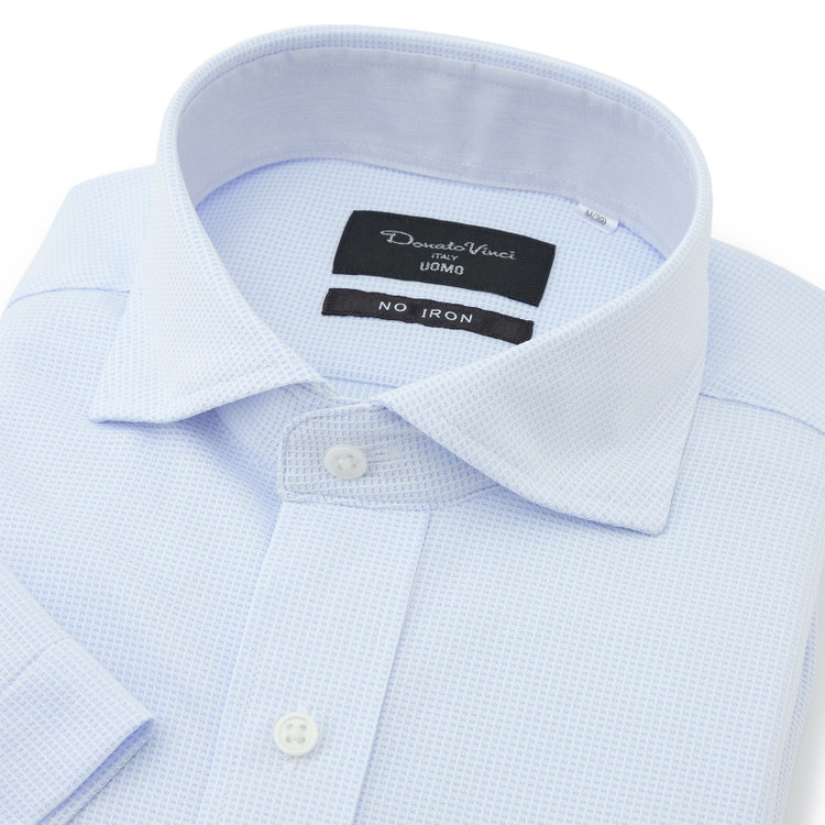 ドナートヴィンチウォモ 【FREEZETECH 氷撃：酷暑対策シャツ】【半袖】【Donato Vinci Italy Uomo】【STYLISH】【ノーアイロン】ワイドカラードレスワイシャツ/サックス×ドビー/襟裏別布/ULTRA MOVE/ニット素材 青中間