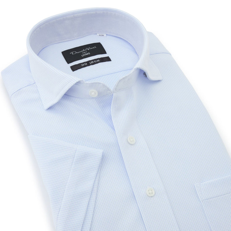 ドナートヴィンチウォモ 【FREEZETECH 氷撃：酷暑対策シャツ】【半袖】【Donato Vinci Italy Uomo】【STYLISH】【ノーアイロン】ワイドカラードレスワイシャツ/サックス×ドビー/襟裏別布/ULTRA MOVE/ニット素材 青中間