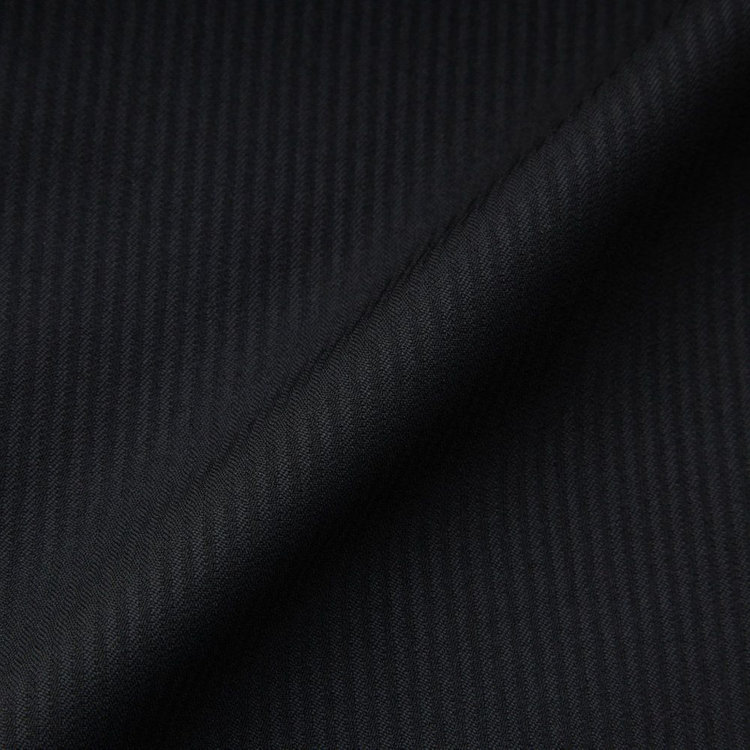 ハイスペックモーション 【HIGH SPEC MOTION】【年間】2釦シングルスーツ 0タック/ブラック×シャドーストライプ/パンツウォシャブル/※裾上げ必要 黒