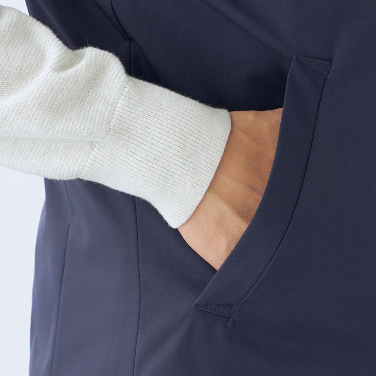 ＵＷＳ ＷＯＲＫ 【ULTRA WORK SUIT/WORK LINE】【年間】リバーシブルベスト/ブラック ブラック系(黒)