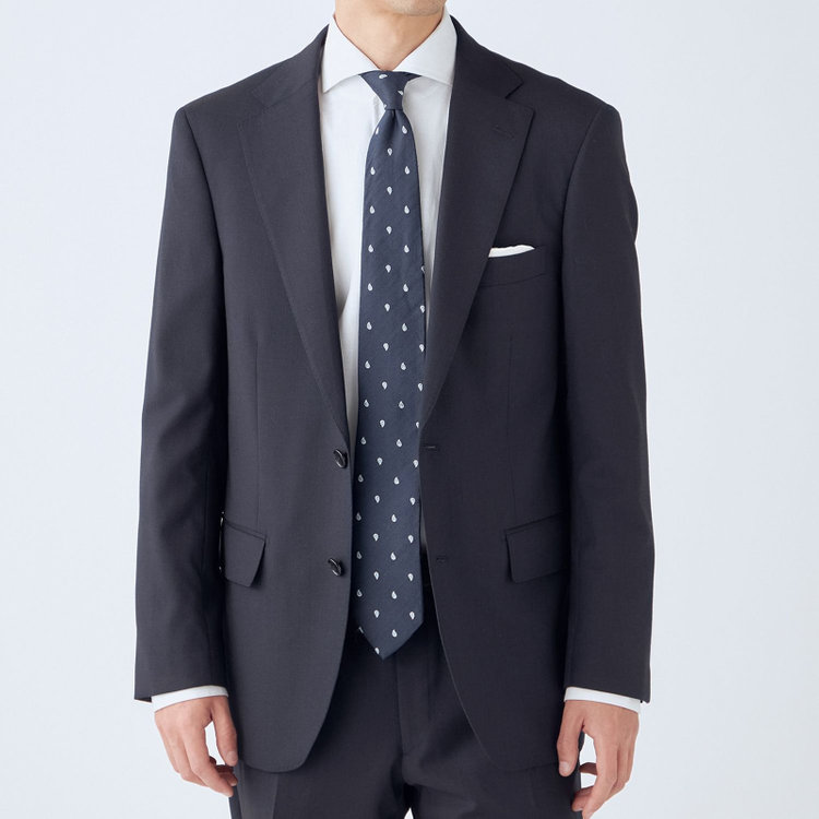 ＫＡＮＳＡＩＭＡＮ 【KANSAIMAN collection】【秋冬】2釦シングルスーツ ショートタック/ネイビー×ストライプ/SHOWER CLEAN/※裾上げ必要 紺中間