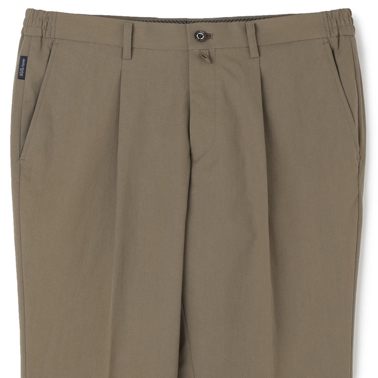 スタンリーブラッカ 【stanley blacker new york】【春夏】1タックテーパードパンツ/カーキ×テックコットンストレッチ/ウエストシャーリング仕様/※裾上げ必要 緑淡色