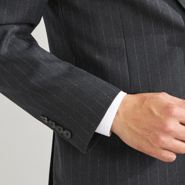 ＪＰ コンフォート 【JOHN PEARSE comfort】【秋冬】2釦シングルスーツ ショートタック/グレー×ストライプ/REAL GRAY/NEW ZEALAND WOOLSHOWER CLEAN/SustainaBee Wool/※裾上げ必要 グレー濃色