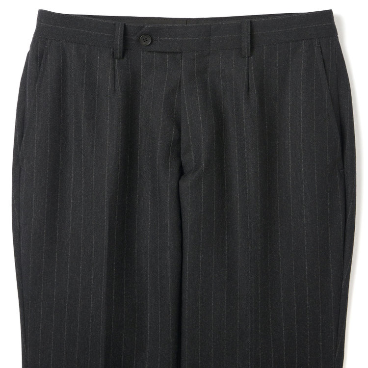 ＪＰ コンフォート 【JOHN PEARSE comfort】【秋冬】2釦シングルスーツ ショートタック/グレー×ストライプ/REAL GRAY/NEW ZEALAND WOOLSHOWER CLEAN/SustainaBee Wool/※裾上げ必要 グレー濃色