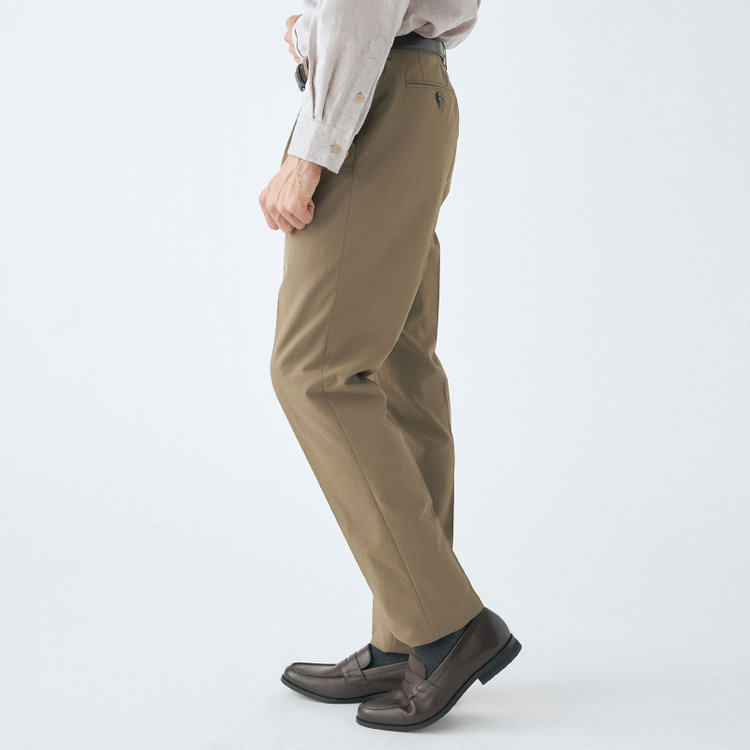 スタンリーブラッカ 【stanley blacker new york】【春夏】1タックテーパードパンツ/カーキ×テックコットンストレッチ/ウエストシャーリング仕様/※裾上げ必要 緑淡色