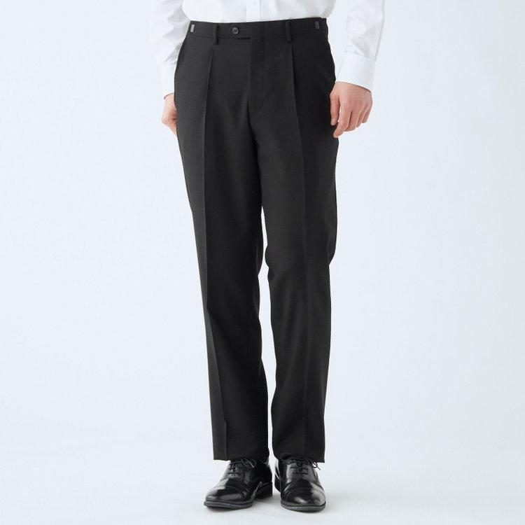 ジャスリー 【JASLEY】【秋冬】濃染加工/2釦シングルフォーマルスーツ 1タックパンツ/生活撥水加工/アジャスター付/※裾上げ必要 黒