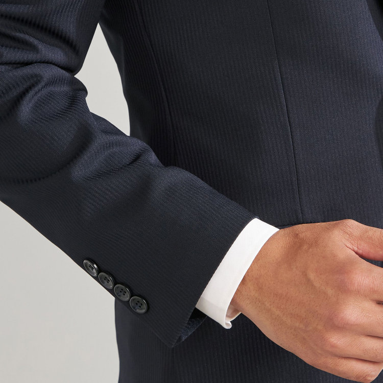 ハイスペックモーション 【HIGH SPEC MOTION】【年間】2釦シングルスーツ 0タック/ネイビー×シャドーストライプ/パンツウォシャブル/※裾上げ必要 紺濃色